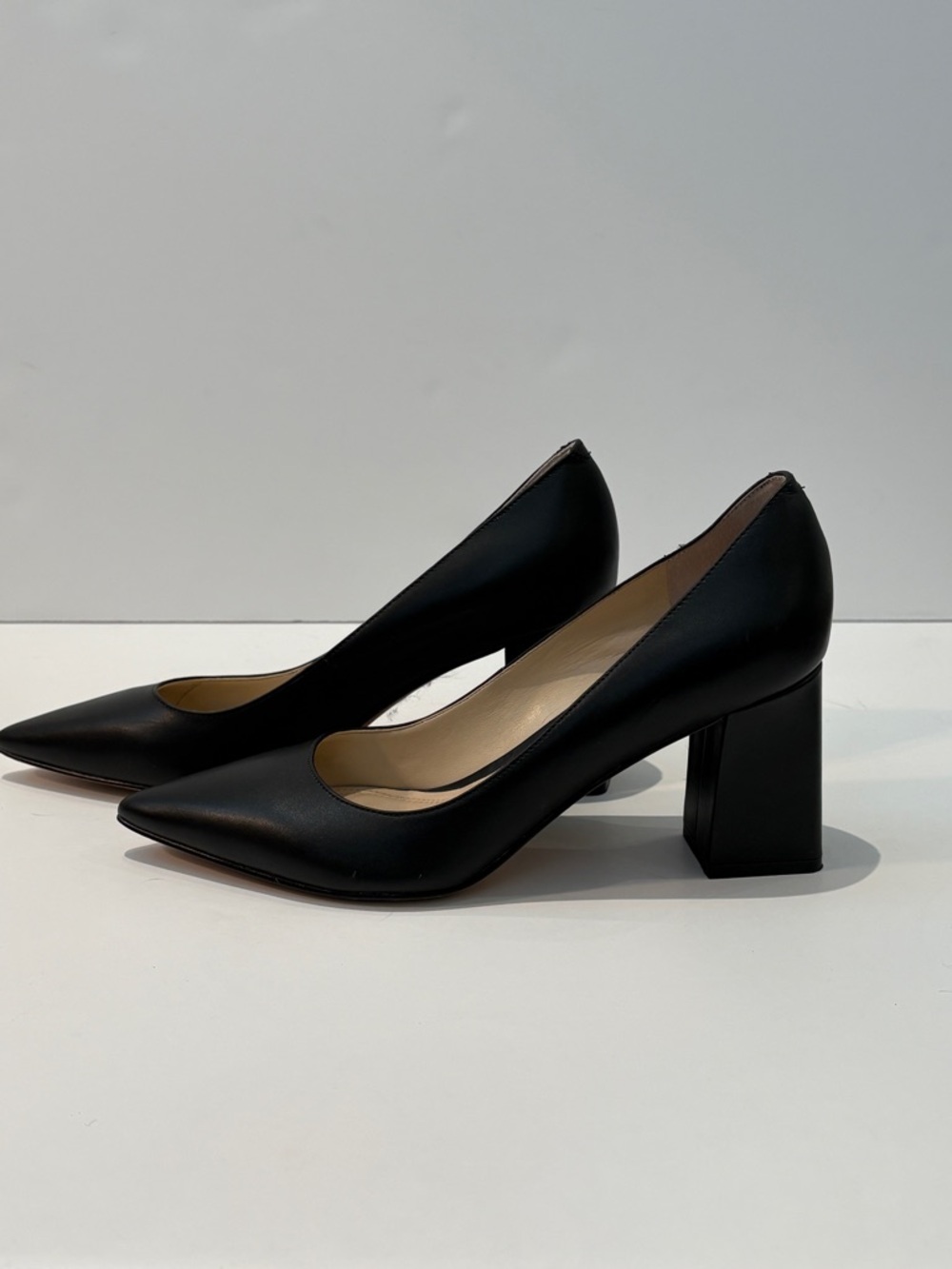 Marc Fisher Black Pointed-Toe Leather Pumps - Picture 2 of 8